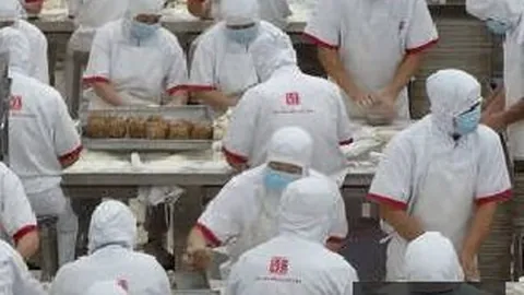 小米电竞新品惊艳，战队备战11